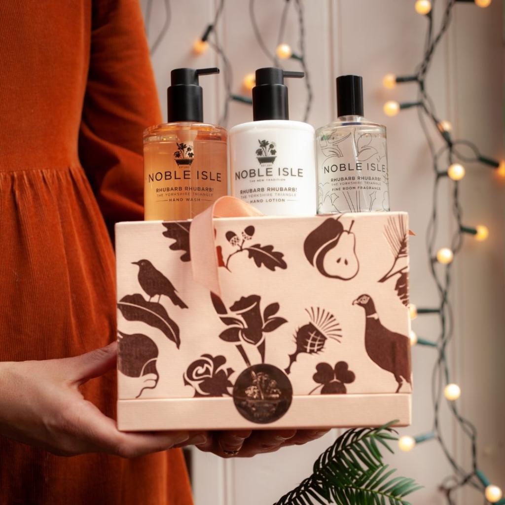 Botanical Saunter Luxury Christmas Gift Set | Best of British Christmas Gifts