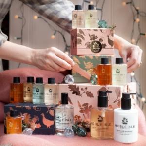 Botanical Saunter Luxury Christmas Gift Set | Best of British Christmas Gifts